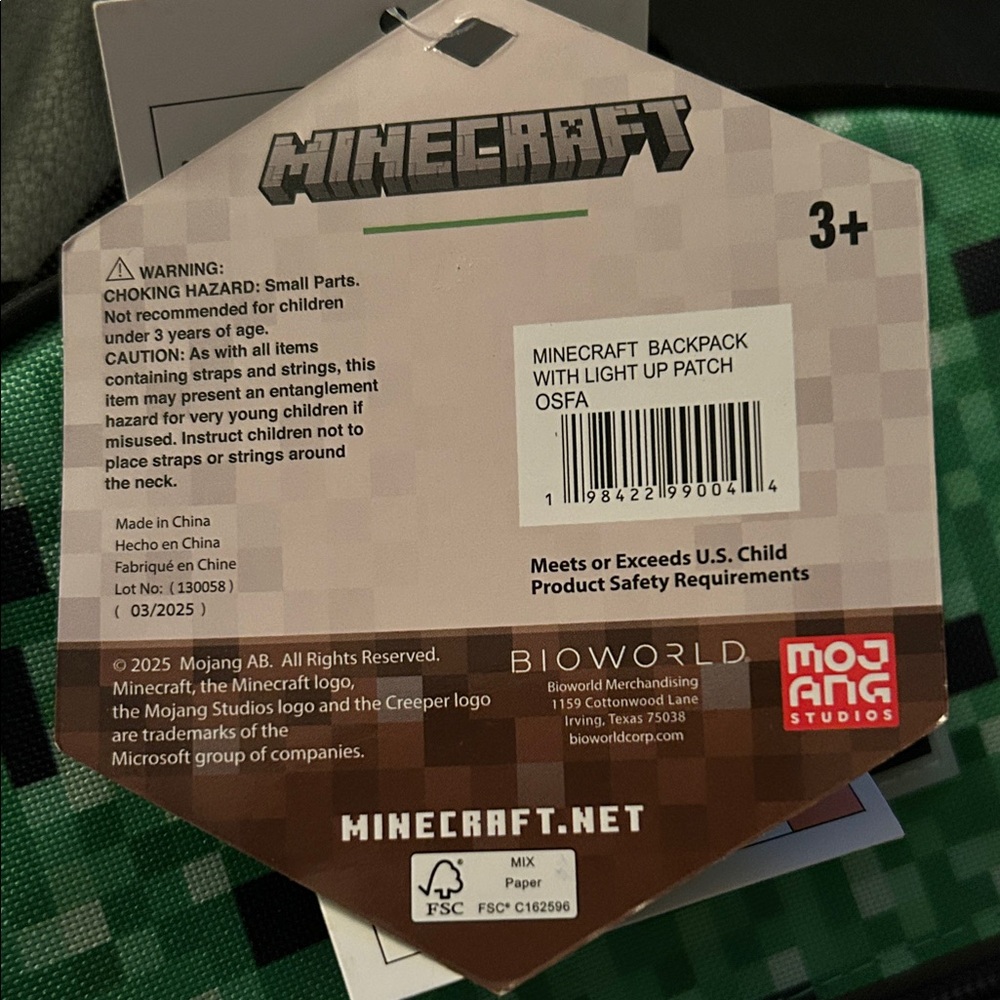 MINECRAFT BACKPACK— WITH FLASHING LIGHTS!!! - Picture 8 of 8